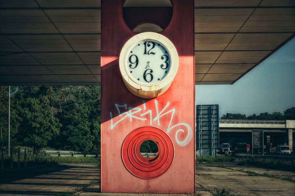 Lost Places Berlin legal erkunden: Symbolfoto verlassener Ort in Berlin